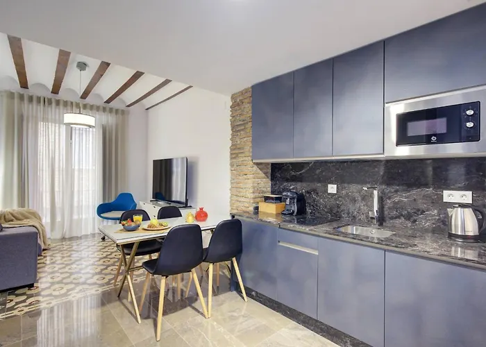 Home4u Nuevo Centro Granada-Puerta Real-San Isidro